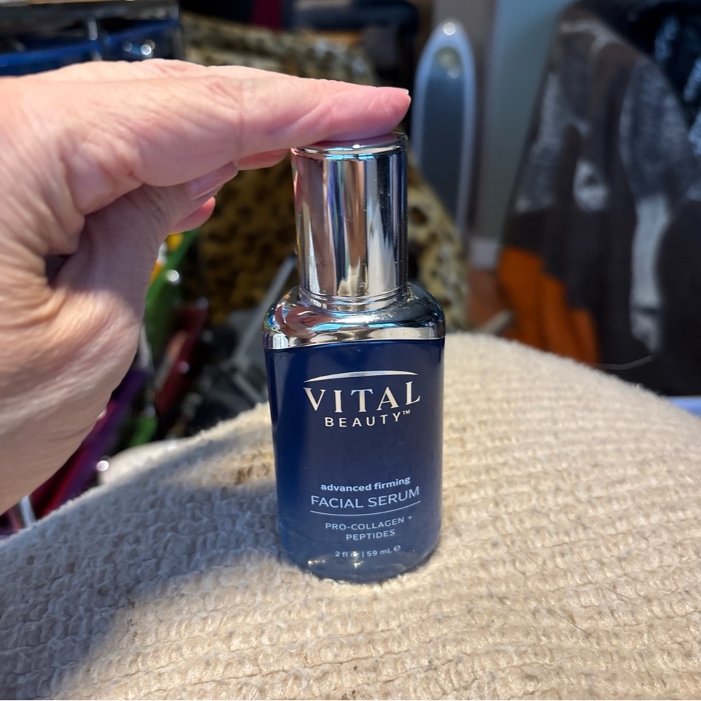 Vital Beauty Advanced Firming Facial Serum Pro-Collagen + Peptides 59ml.  New!
